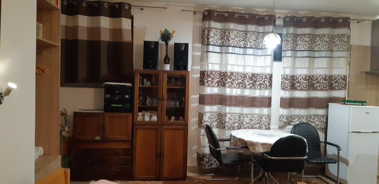 Apartman Yvet Sucany Ngoại thất bức ảnh